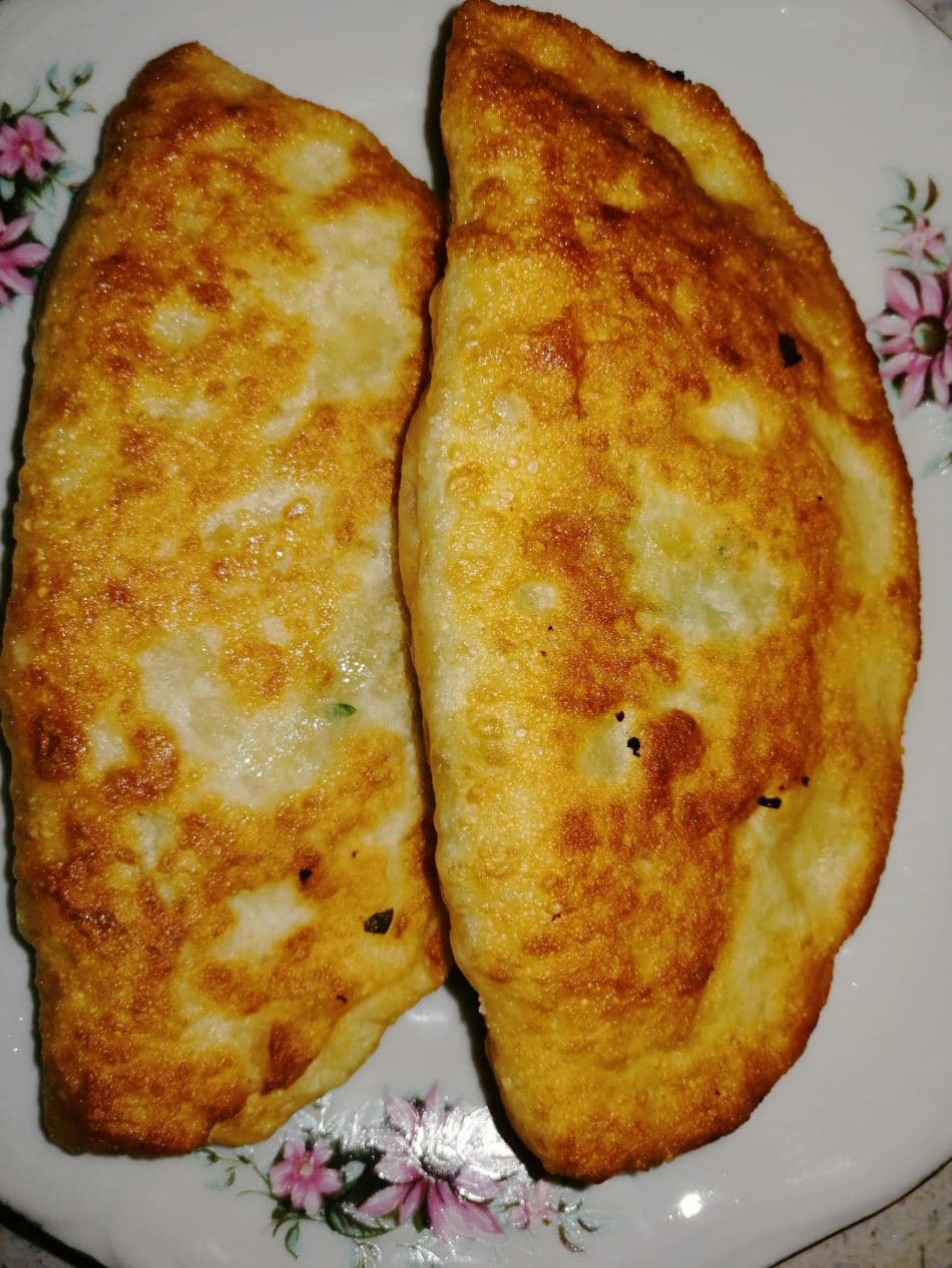 Mayalı Çiğ Börek