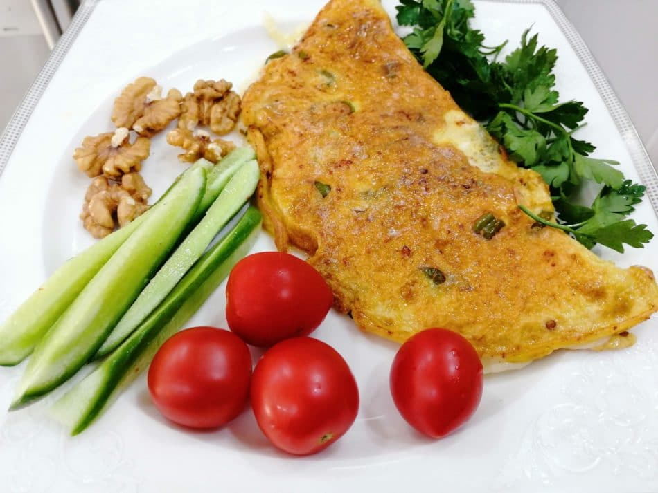 Biberli Kaşarlı Omlet