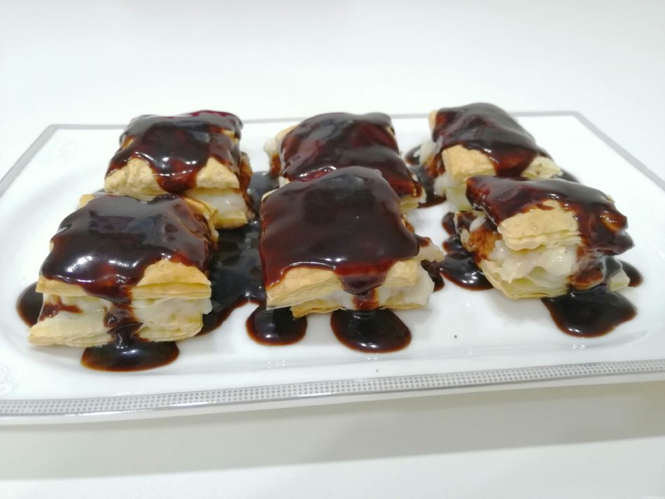 Yalancı Profiterol