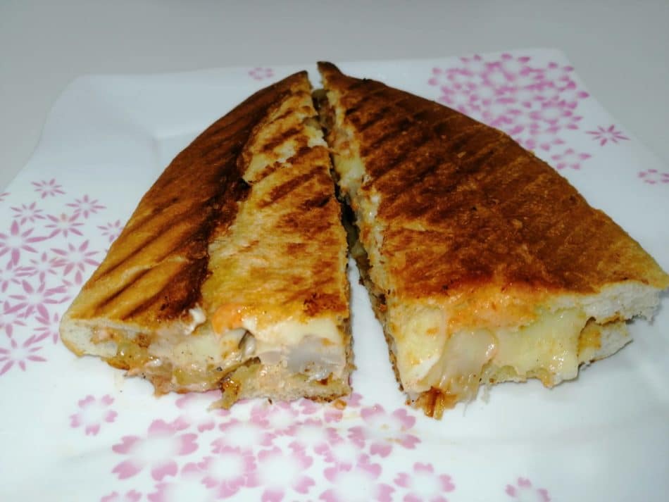 Karnabaharlı Tost