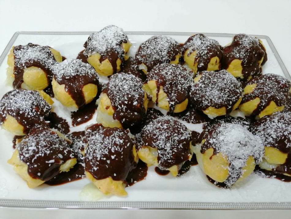 Enfes Lezzetli Profiterol