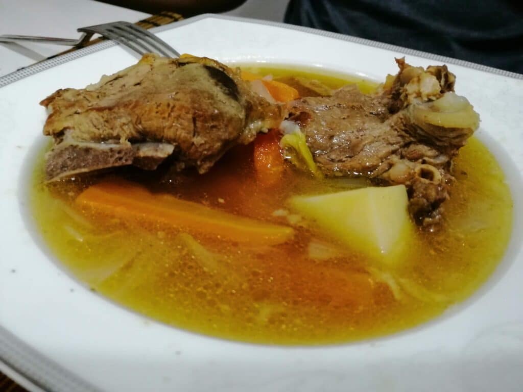 Düdüklüde Kuzu Eti Haşlama Düdüklüde Kuzu Eti Haşlama